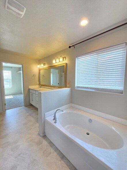 Building Photo - 13122 W 1st Ave