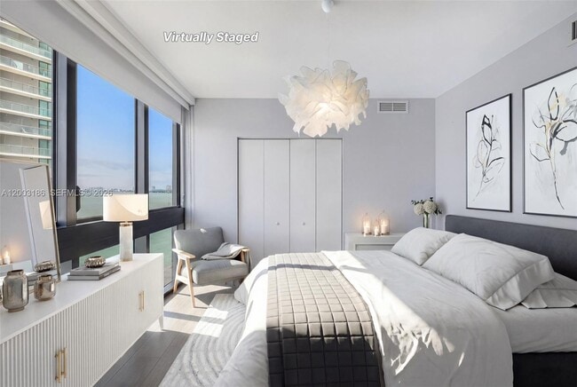 Building Photo - 650 NE 32nd St