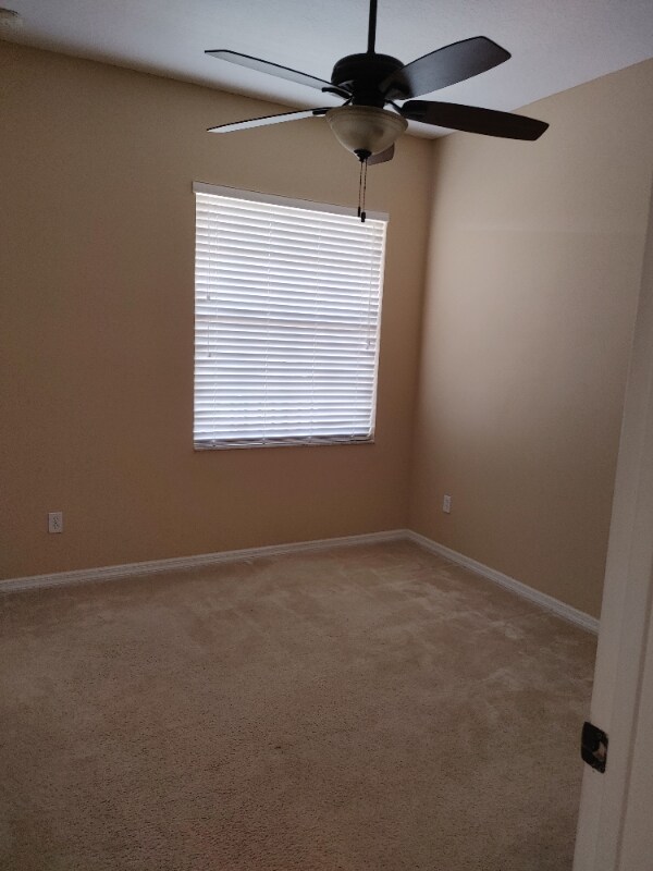 Building Photo - 9441 Myrtle Creek Ln