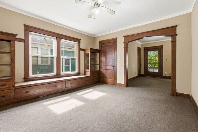 Building Photo - 13615 Earlwood Rd
