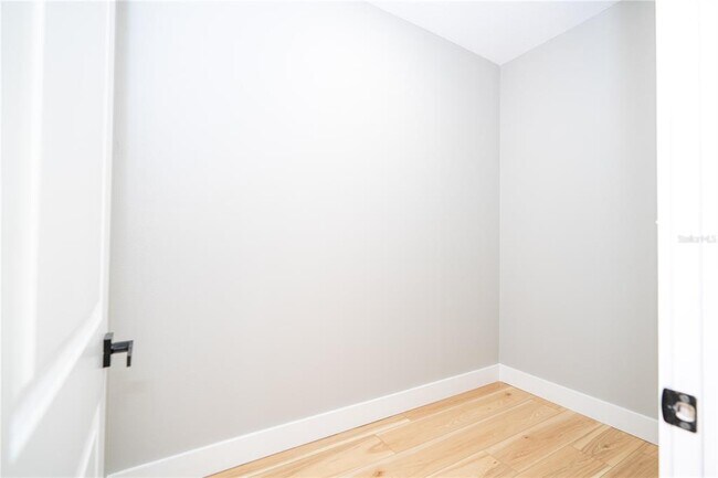 Building Photo - 70 McDill Dr