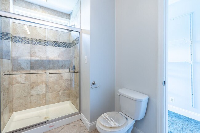 Building Photo - Available NOW  - Updated South Side Slopes Gem | Private Decks + Off-Street Parking