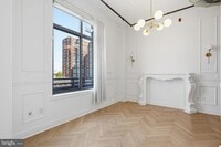 Building Photo - 520 John Carlyle St