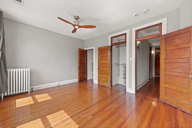 Building Photo - 445 Newton Pl NW