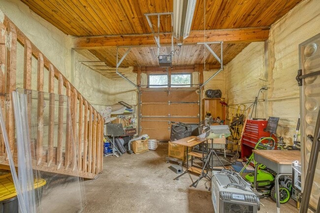 Building Photo - 4811 Soundside Dr
