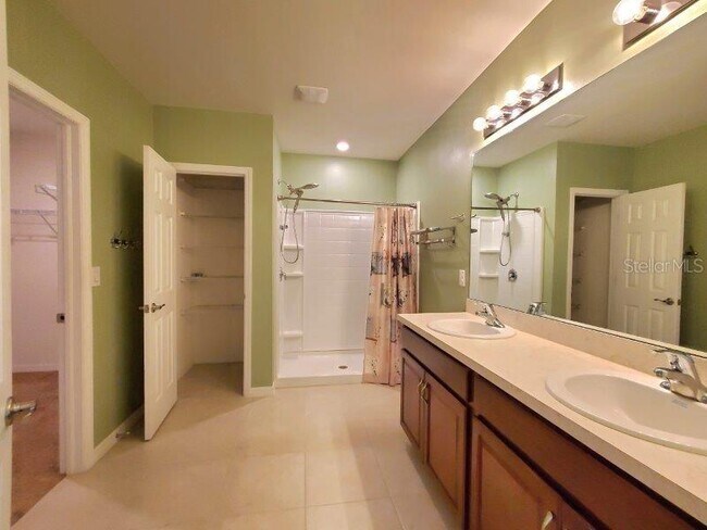 Building Photo - 3648 Pebble Terrace