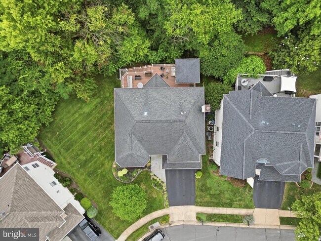 Building Photo - 47791 Macgill Ct