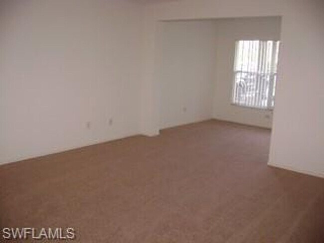 Building Photo - ANNUAL RENTAL 1 BED + DEN/1 BATH AT IBIS CLUB