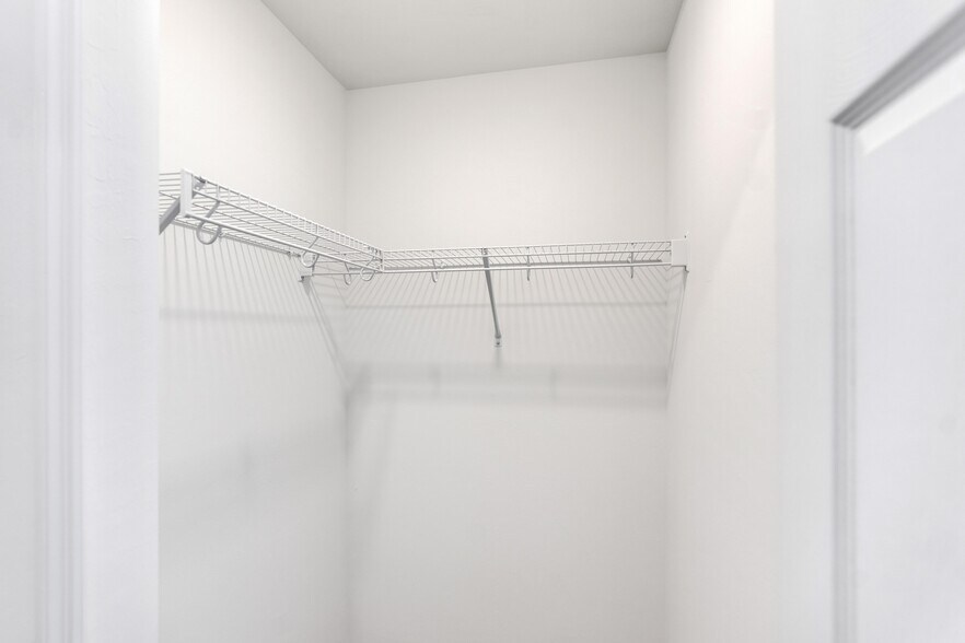 Building Photo - 43977 Boardwalk Loop