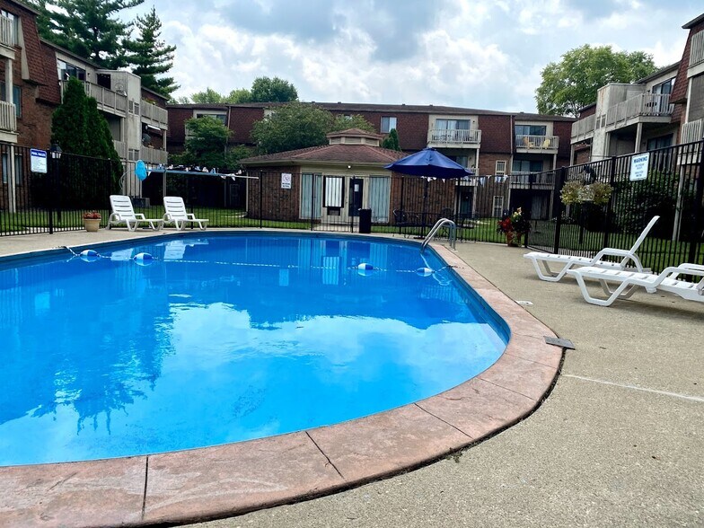 Jade North Apartments 6565 N College Ave Indianapolis IN 46220