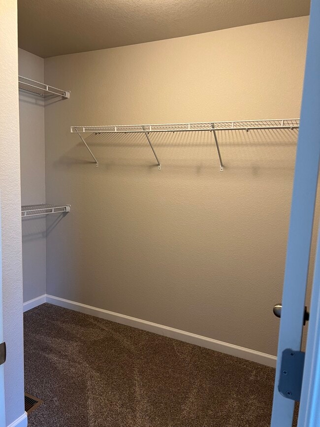 Building Photo - 1044 Petra Heights