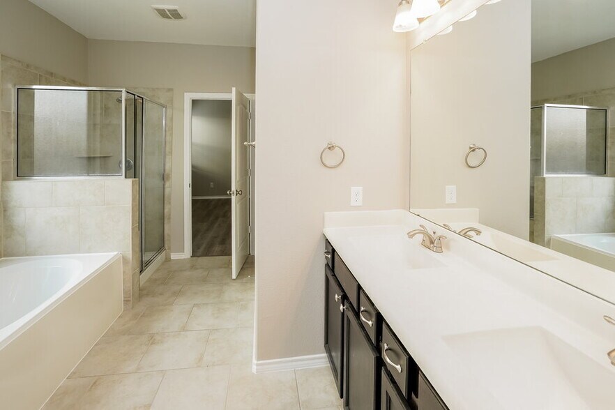 Building Photo - 9102 Sweet Blue Jasmine Ln