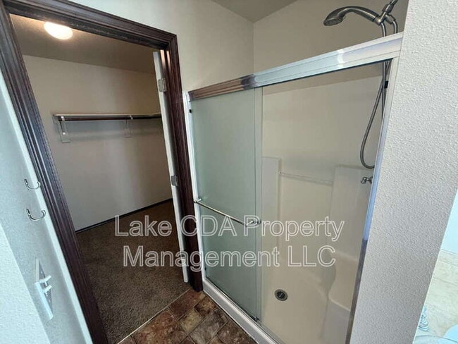 Building Photo - 2938 E Thrush