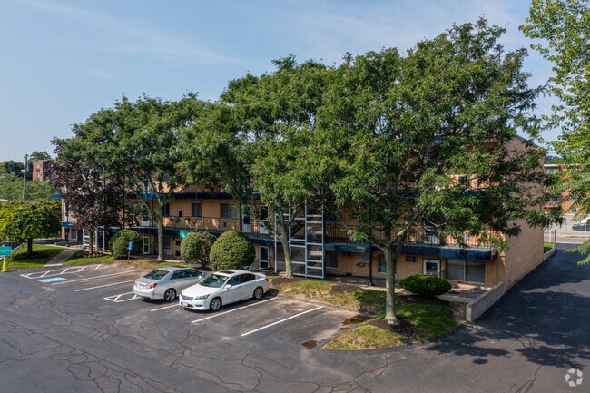 Building Photo - Stony Brook