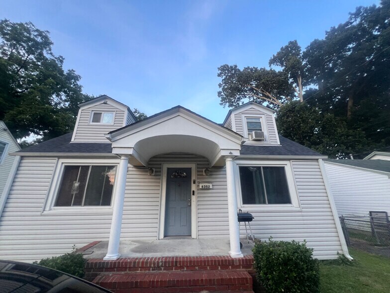 Building Photo - 6352 Edward St