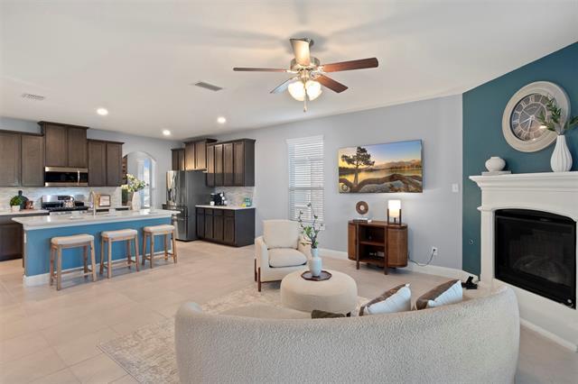 Building Photo - 10813 Culberson Dr