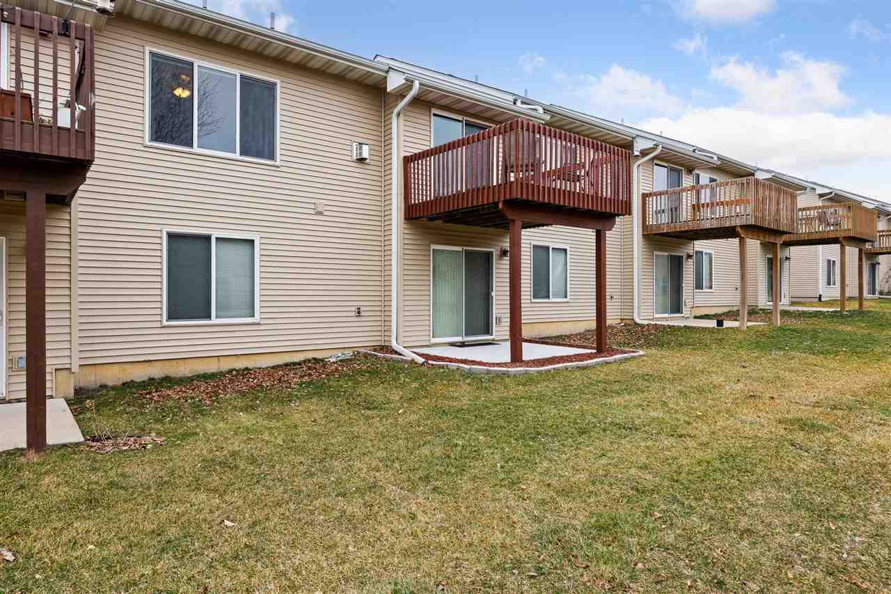 Building Photo - 1886 Goose Lake Cir