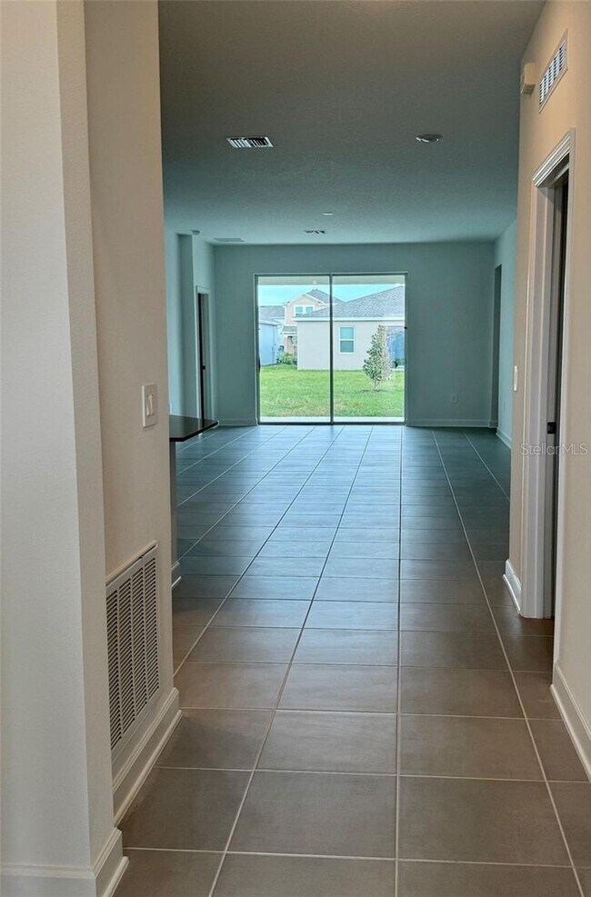 Building Photo - 1877 Blissful Dr