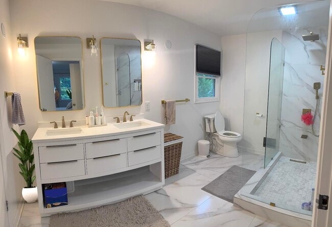 Building Photo - 3561 Duberry Ct NE