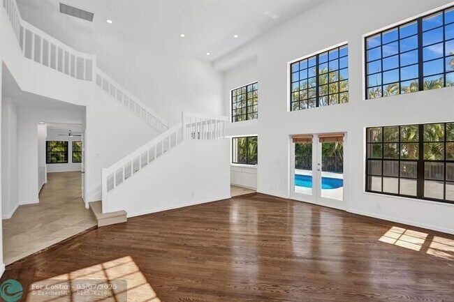 Building Photo - 2622 NW 49th St