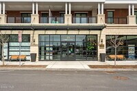 Building Photo - 19 Washington St