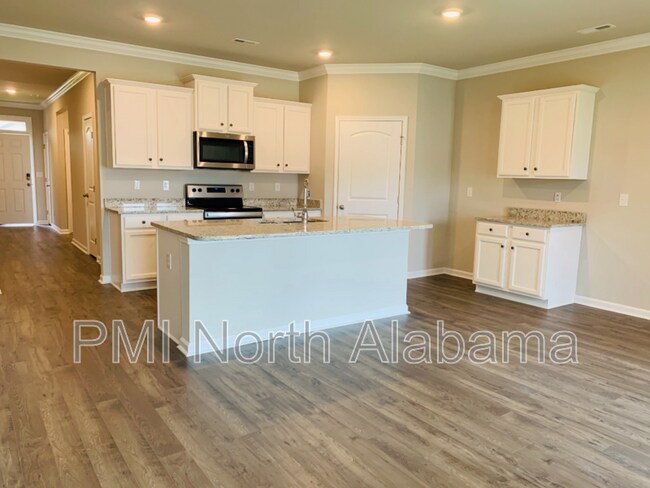 Building Photo - 14170 Lannister Ln
