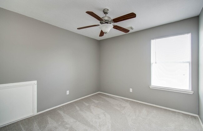 Building Photo - 14034 Chelseahurst Ln