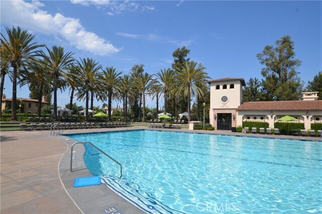 Building Photo - 24 Sebastian