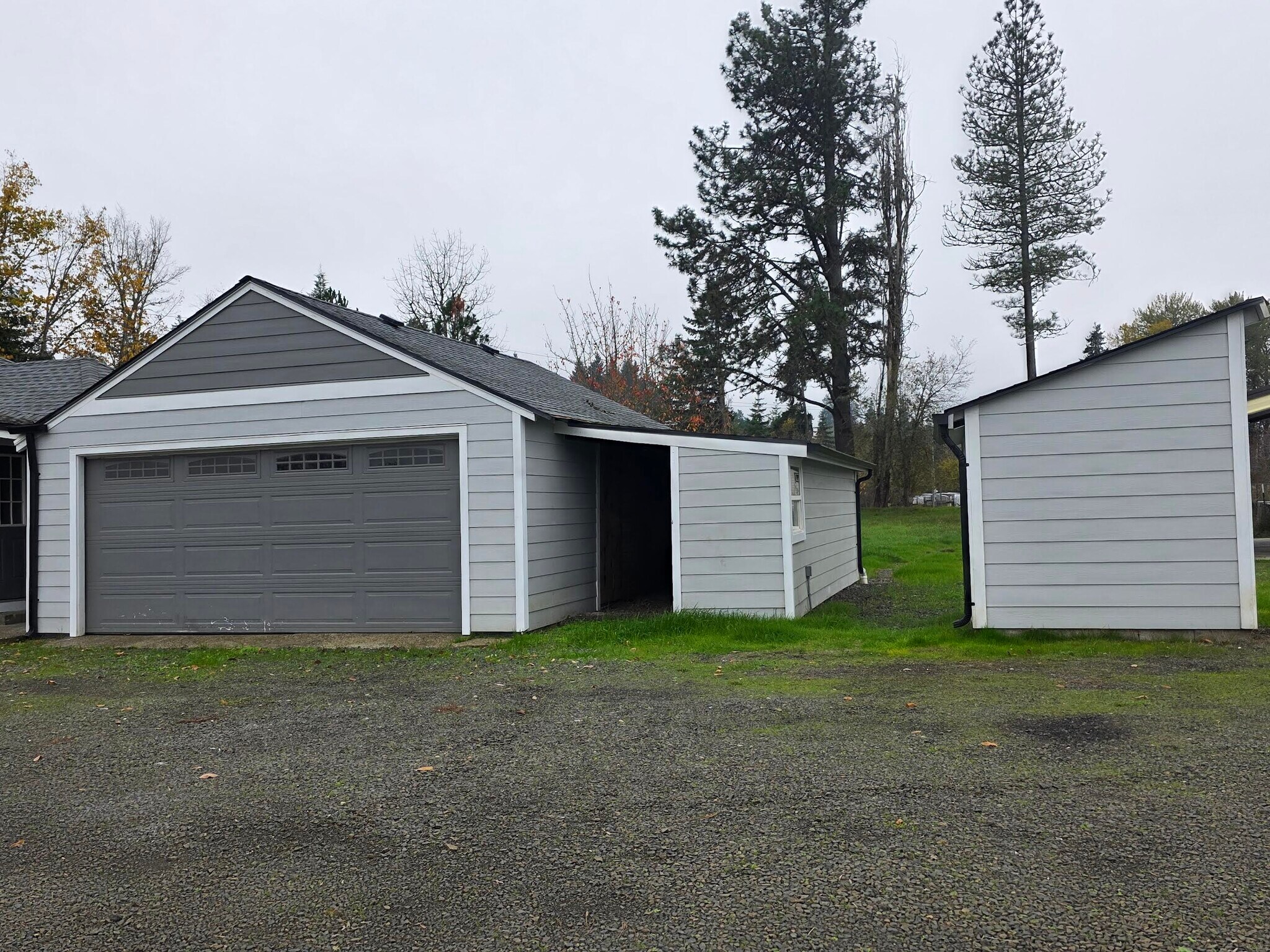 Building Photo - 12765 Clow Corner Rd