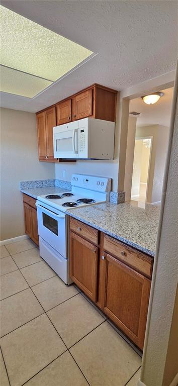 Building Photo - 9515 Fieldview Cir