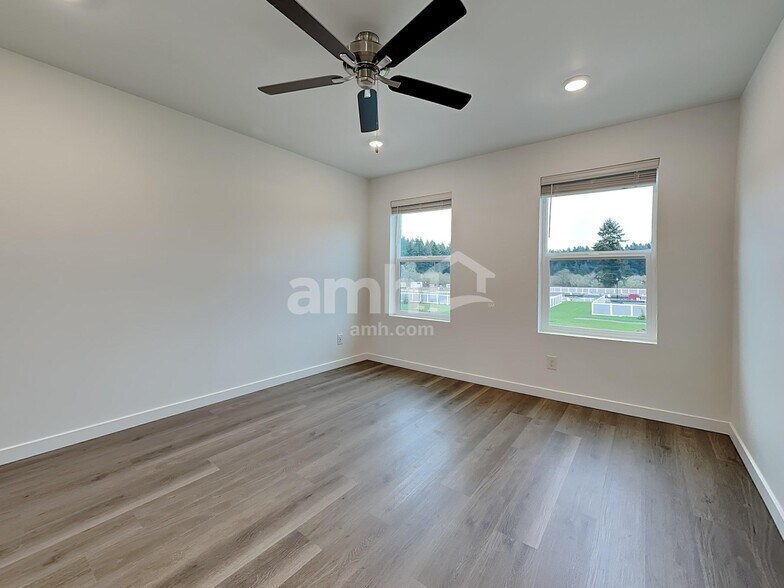 Building Photo - 5304 Turnstone St SE