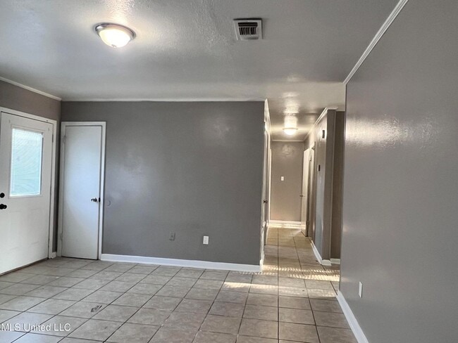 Building Photo - 11520 Klein Rd