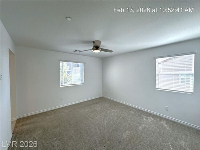 Building Photo - Stylish Gated Northwest Townhome with Open Living & Modern Finishes!