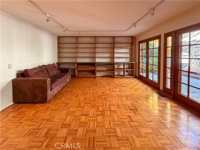 Building Photo - 5516 Ethel Ave