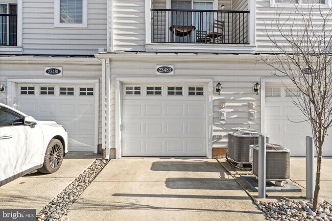 Building Photo - 23483 Logans Ridge Terrace