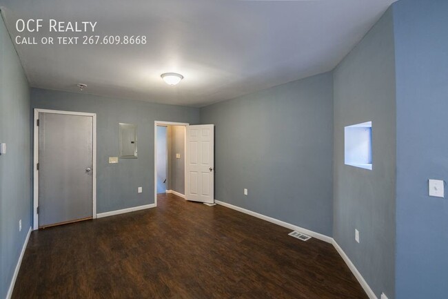 Building Photo - West Passyunk One Bedroom Apartment