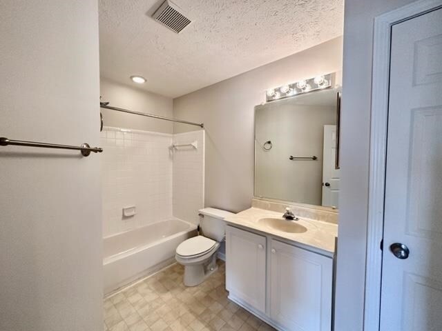 Building Photo - 4412 Orchard Trce