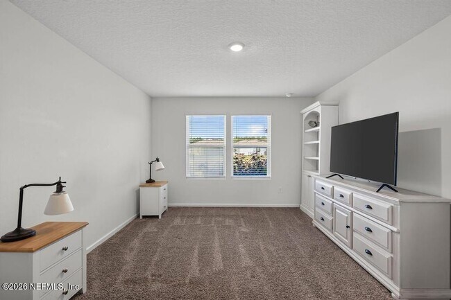 Building Photo - 14 Jarama Cir