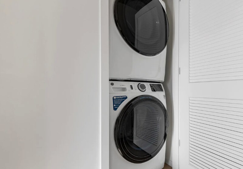 Building Photo - 171 N Morgan St