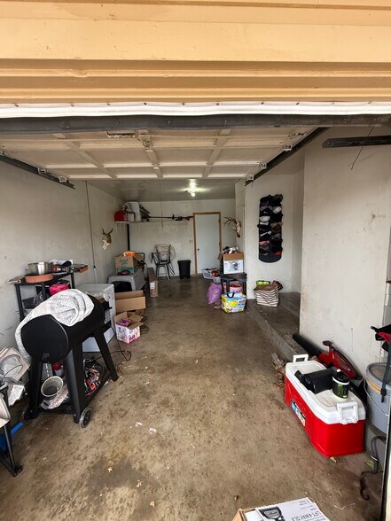 Building Photo - 1326 Hite Blvd