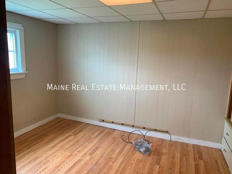 Building Photo - 35 Bosworth St