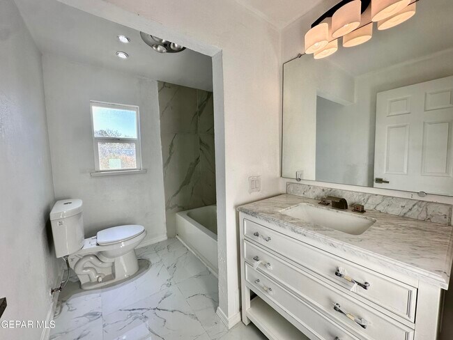 Building Photo - 6332 El Risco St