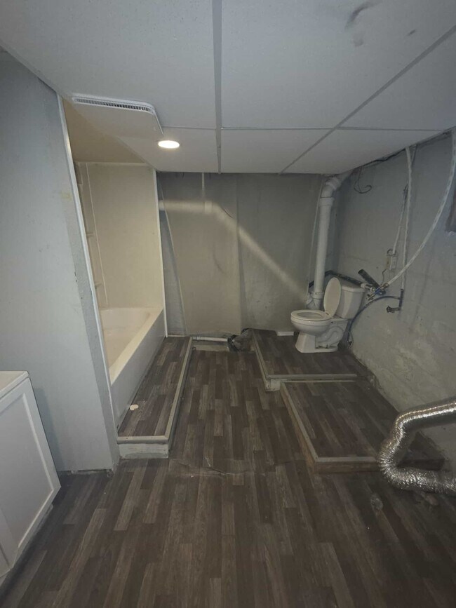 Building Photo - 3917 Homewood Ave