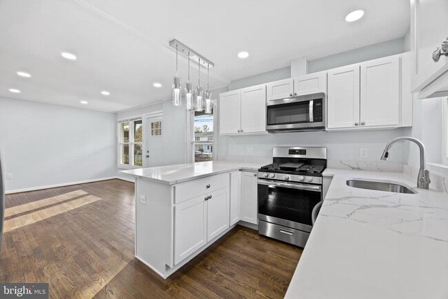 Building Photo - 8135 Allendale Dr