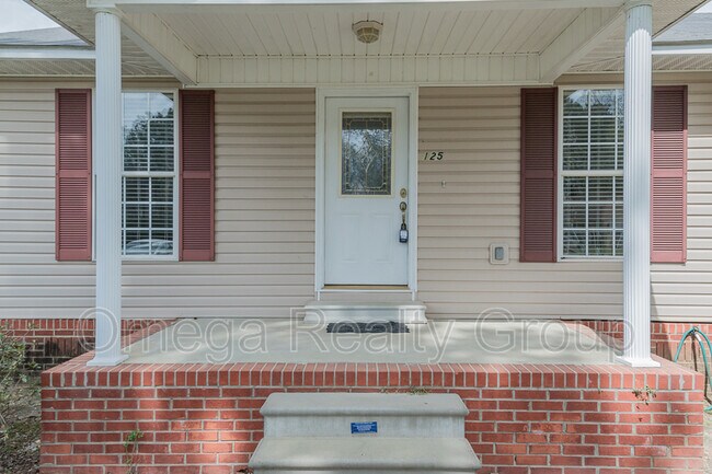 Building Photo - 125 Carol Cir