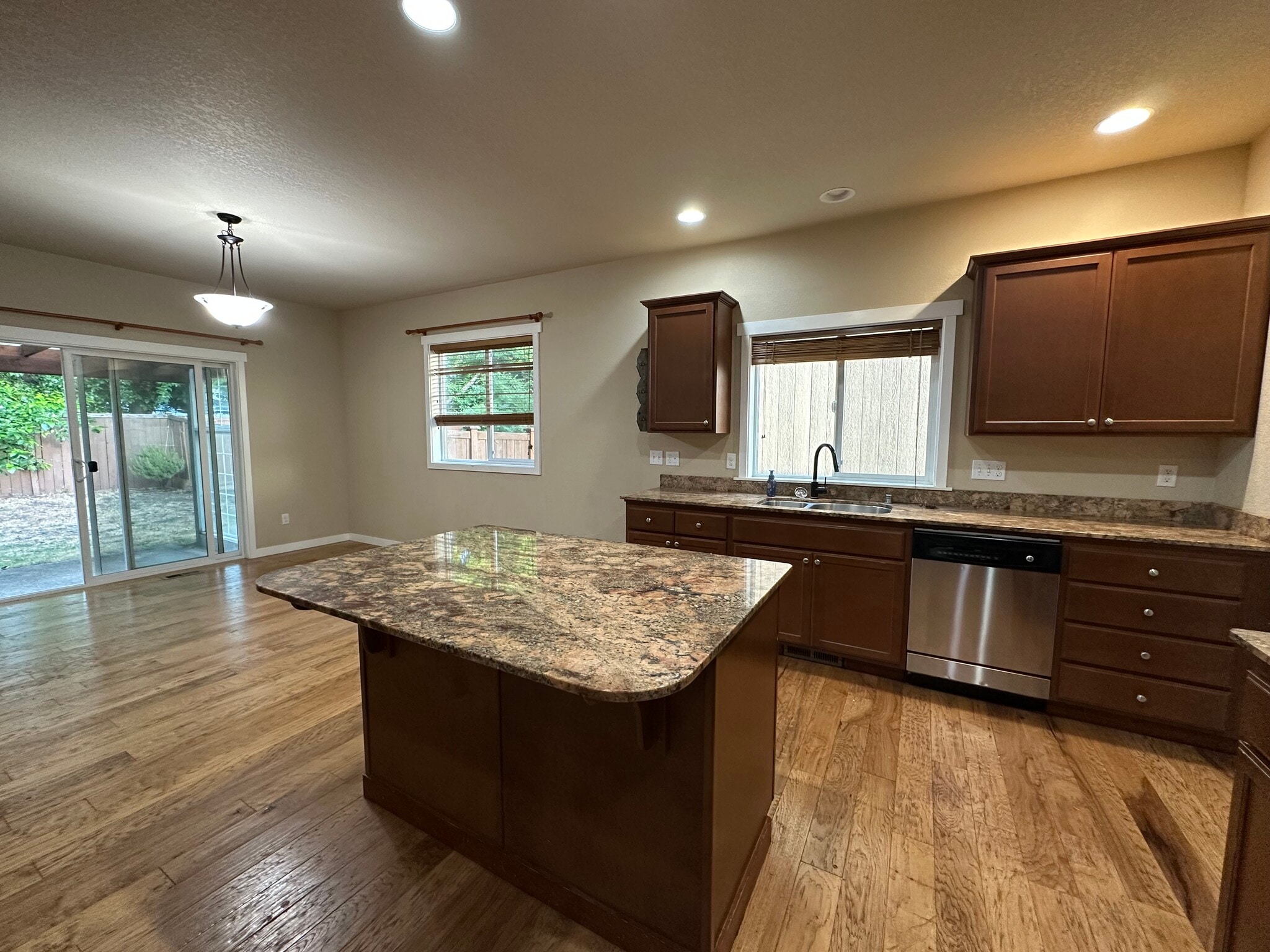 Building Photo - 5126 Slate Ct SE