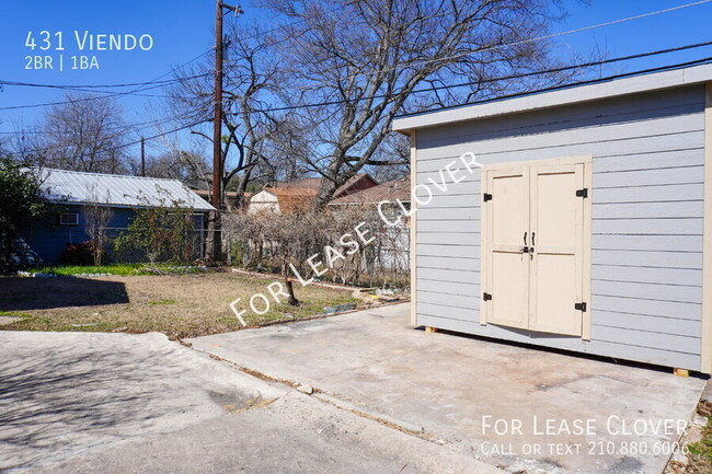 Building Photo - LA Heights 2 Bedroom, 1 Bath Cottage Style...