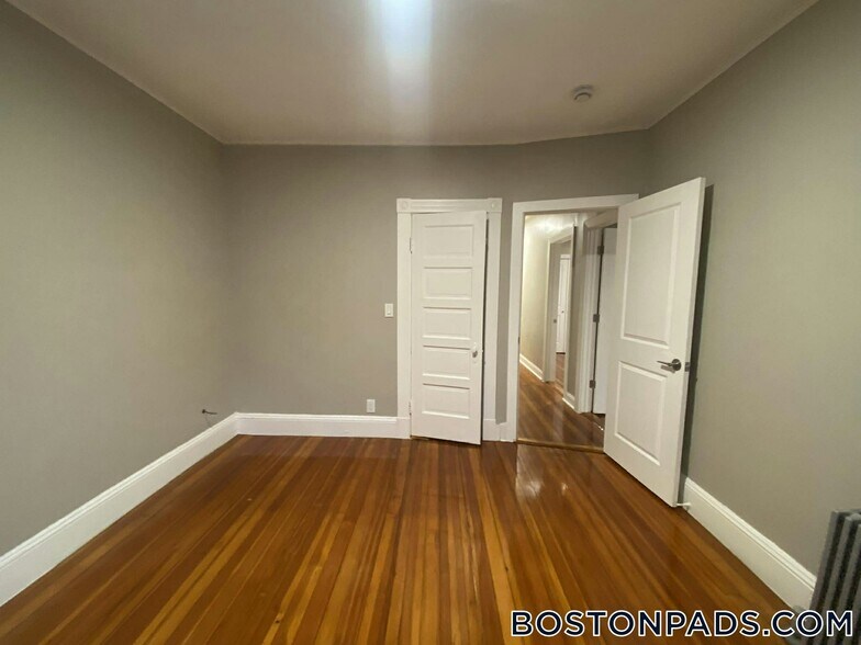 Building Photo - 1238 Blue Hill Ave