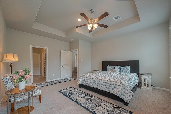 Building Photo - 21029 Crinet Square