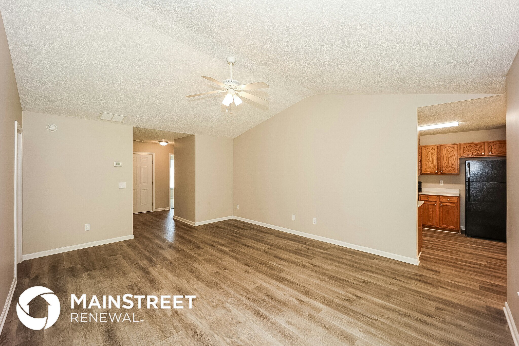 Building Photo - 64 Mineral Springs Ln